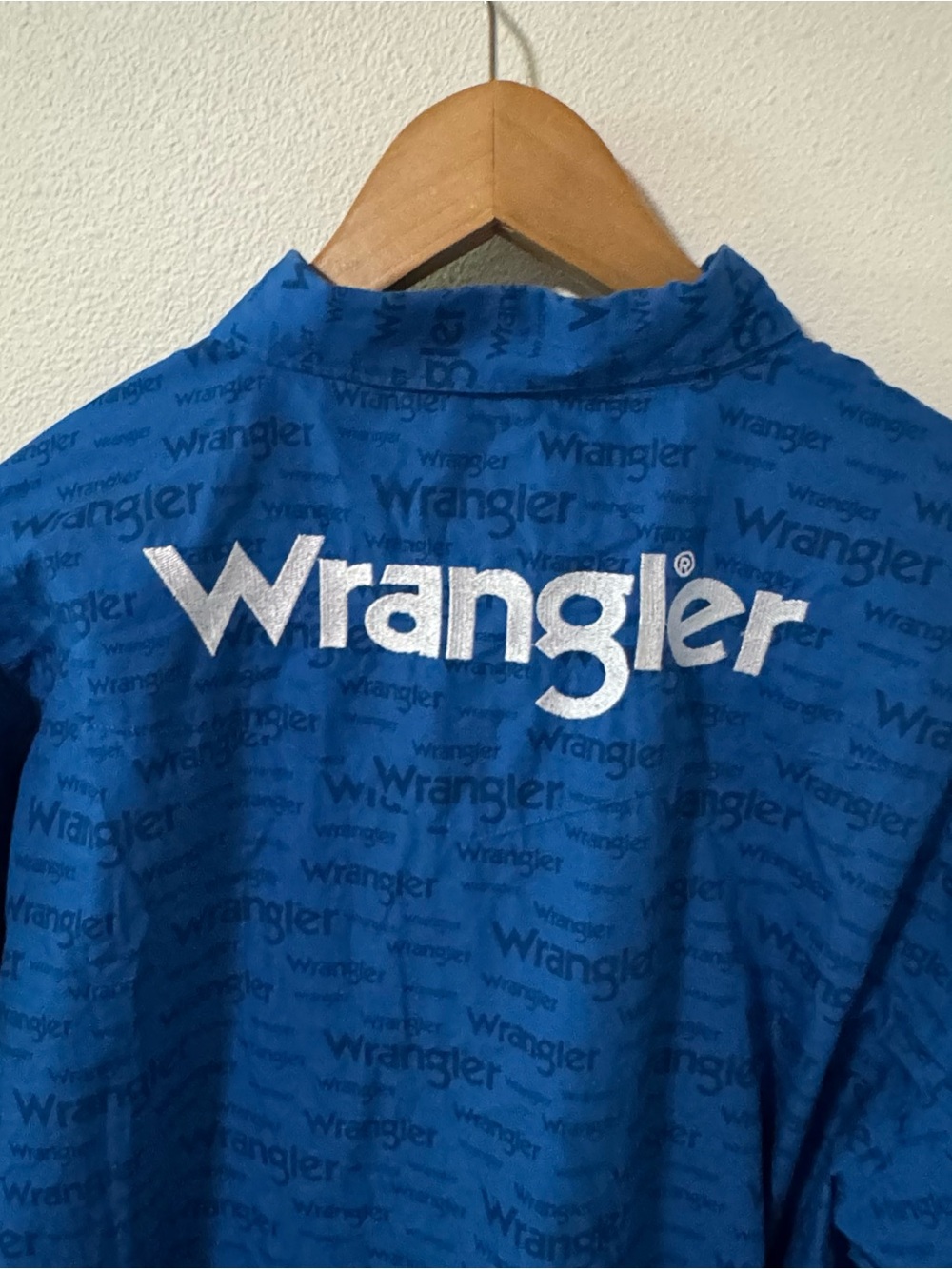 Wrangler Long Live Cowboys Embroidered Long Sleeve Button Down Shirt Blue-XLT - Picture 8 of 10